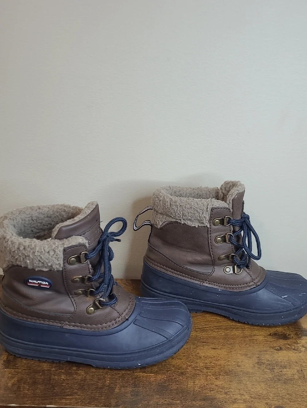 Nautica Brown & Navy Blue YARMUK Snow/Water Boots size 1